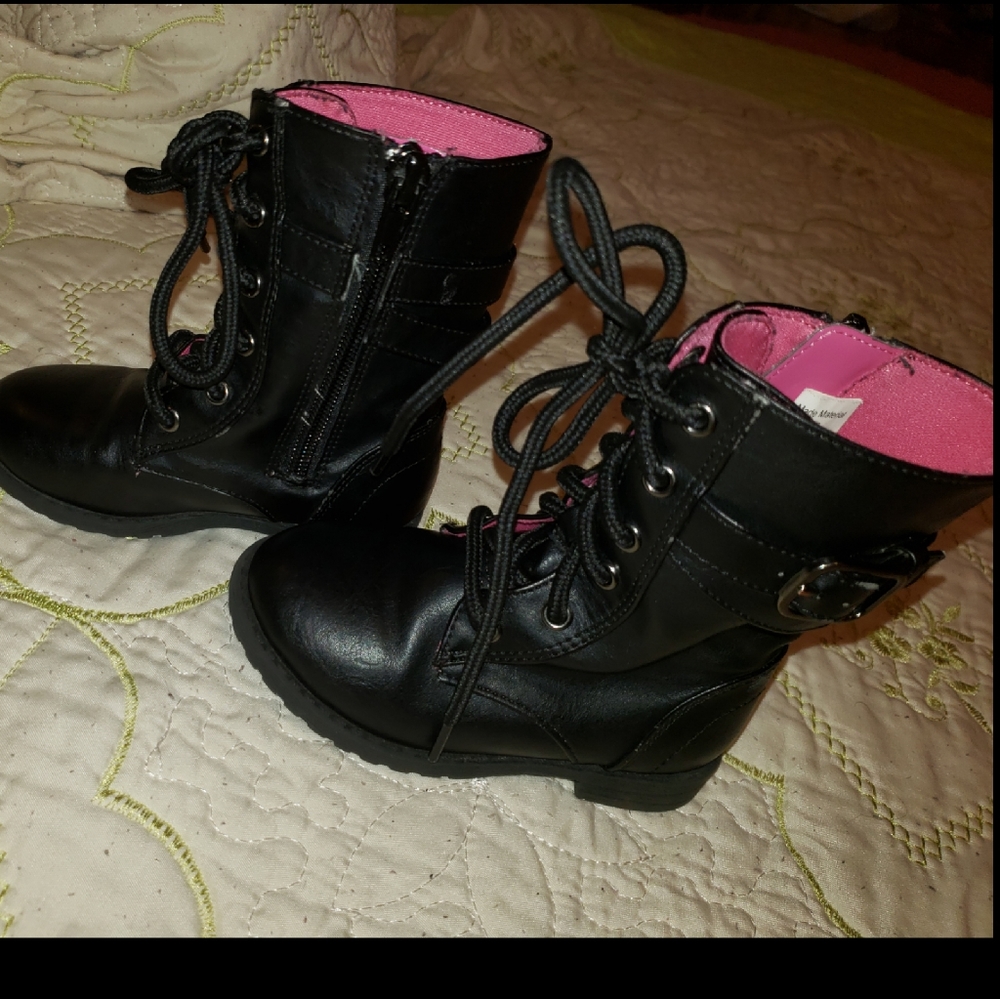 Toddler girl boots size 6